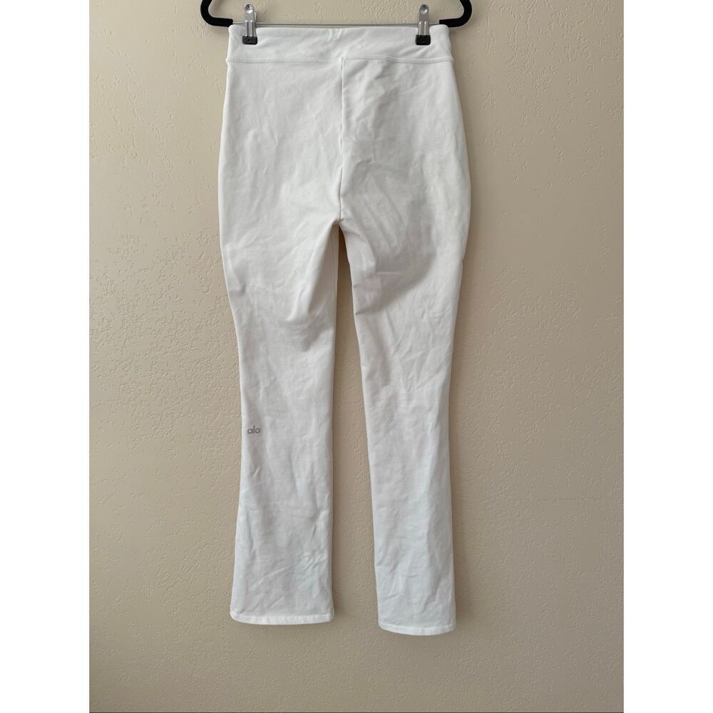ALO Airbrush High Waist 7/8 Flutter Legging - Picture 3 of 6